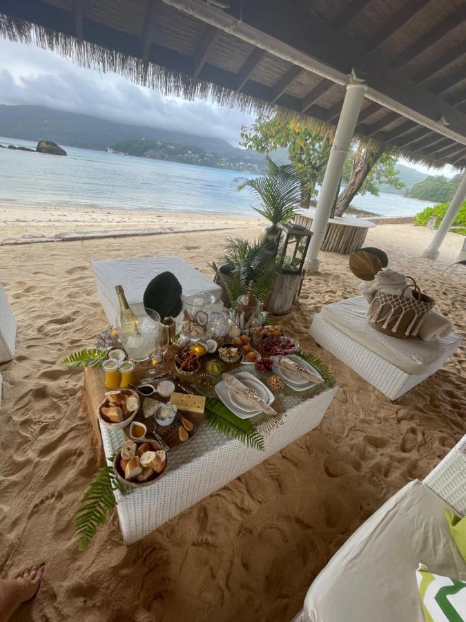 Pineapple Beach Villas Baie Lazare  Exterior foto