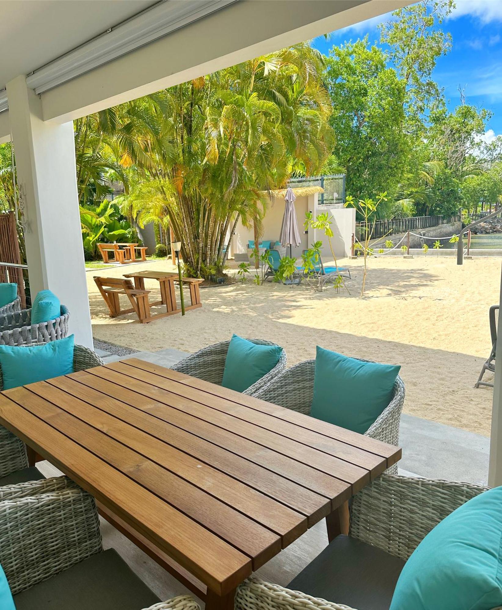 Pineapple Beach Villas Baie Lazare  Exterior foto