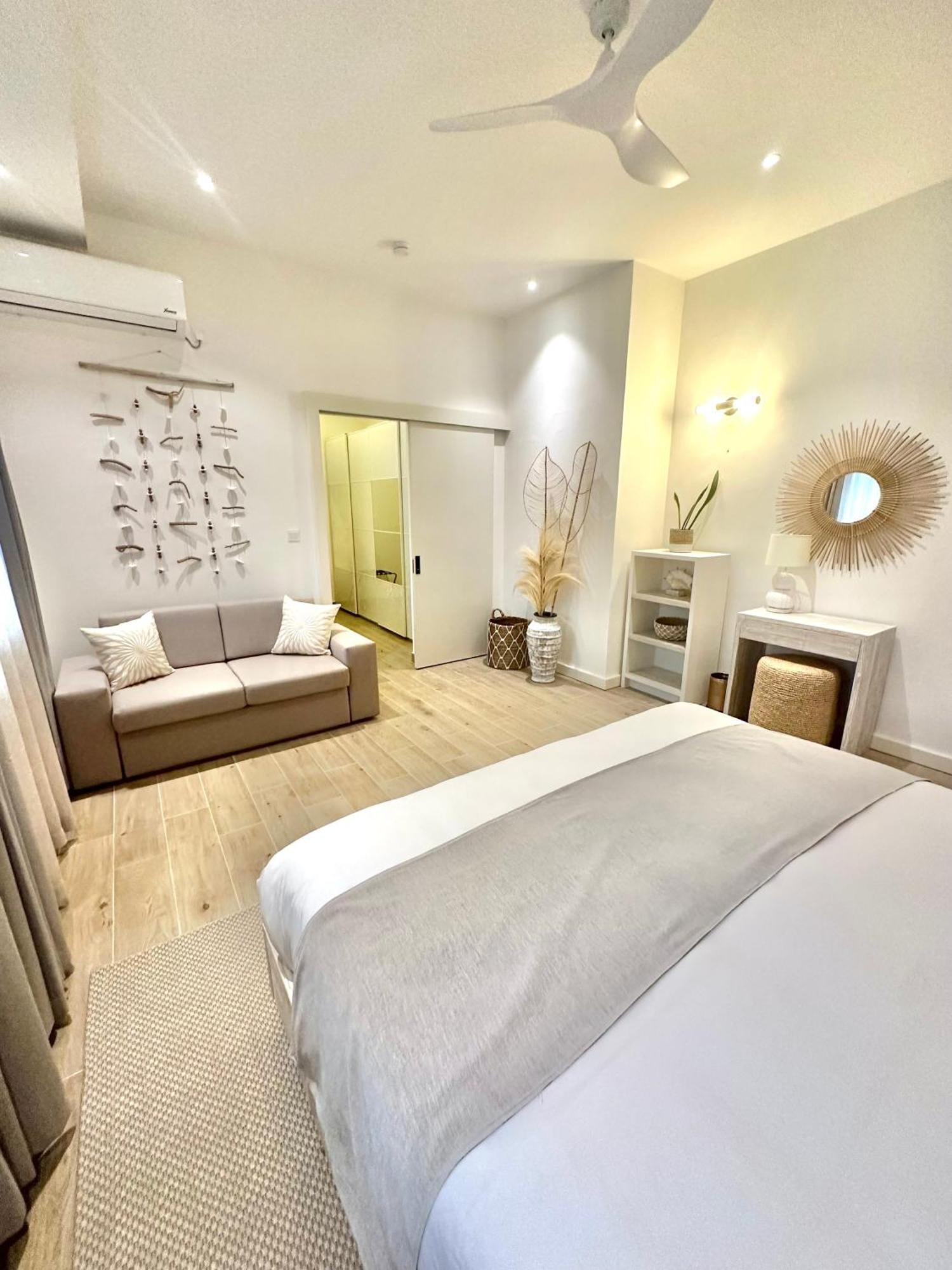 Pineapple Beach Villas Baie Lazare  Exterior foto