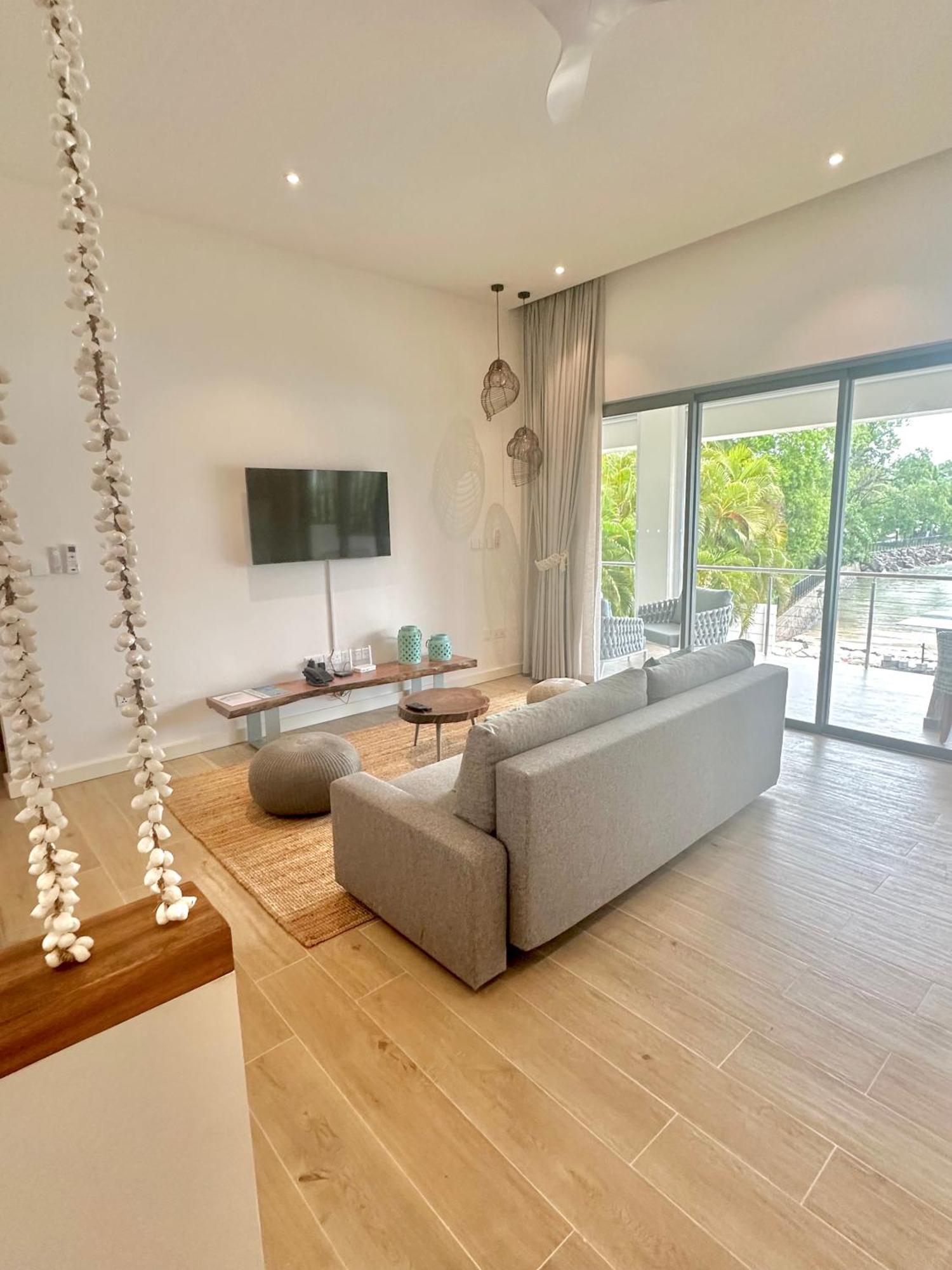 Pineapple Beach Villas Baie Lazare  Exterior foto
